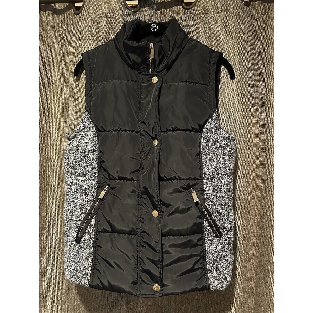 Ci Sono Women’s Winter Puffer Vest Navy W/gold Accents Small